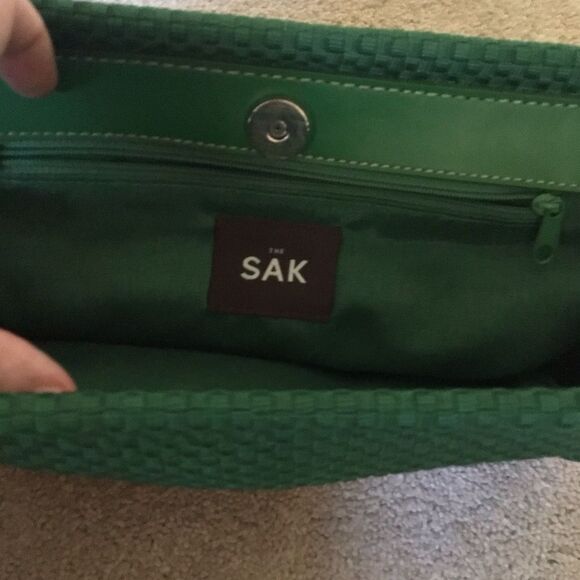 The Sak Forest Green Shoulder Purse - Picture 4 of 8